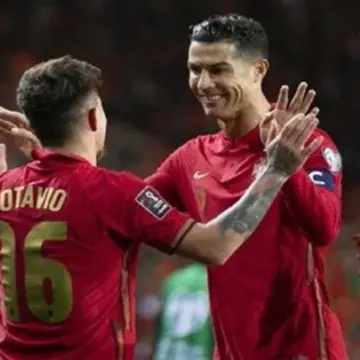 تقارير.. نجم البرتغال يرغب في الإنتقال إلي الدوري التركي